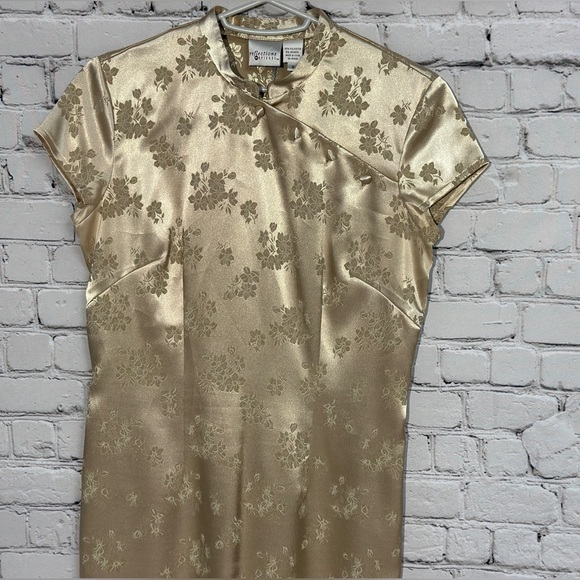 Spiegel Gold Sheath Dress with Mock Neck and Raglan Sleeves Size 6 - Picture 2 of 8